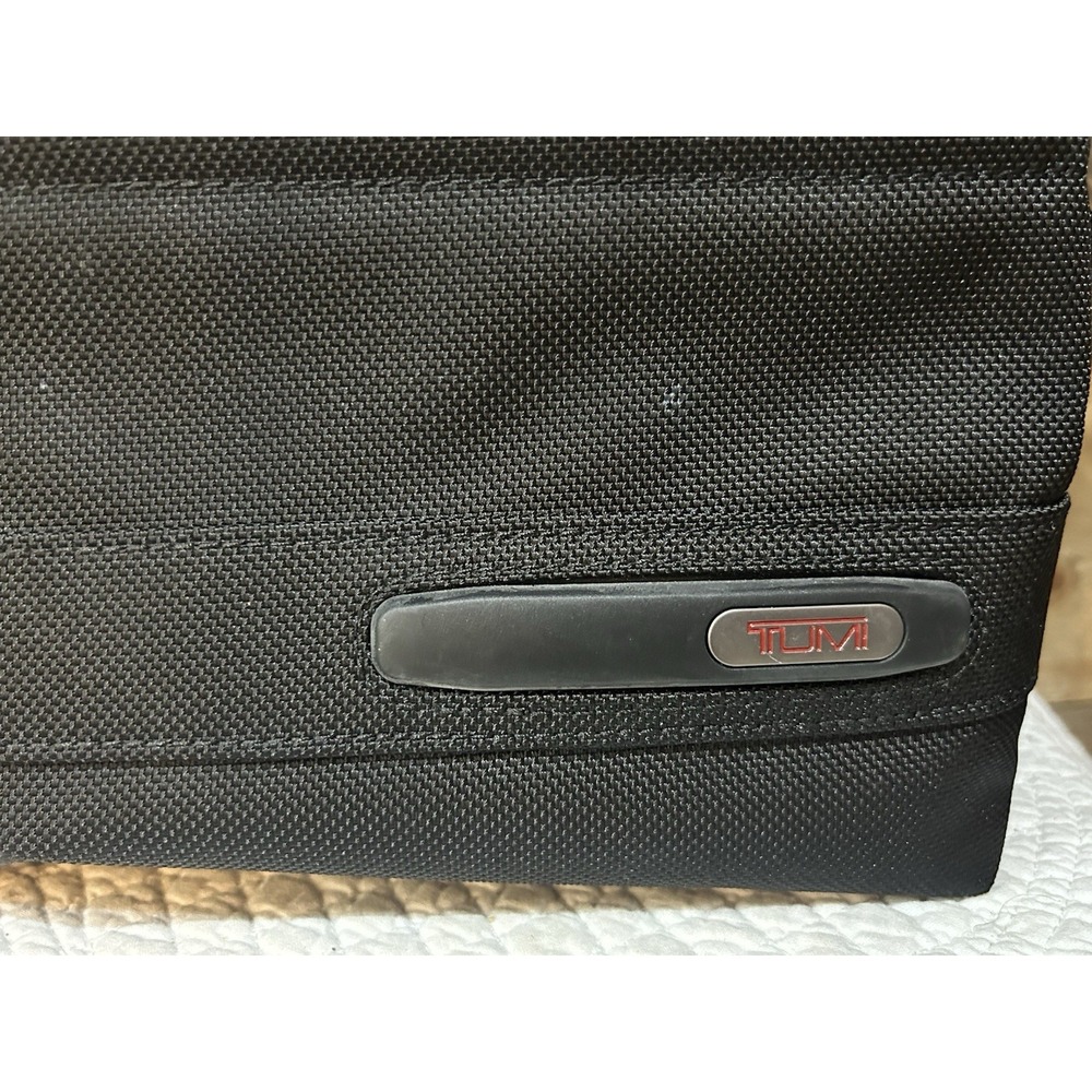 Tumi Black Travel Toiletry Bag Top Zip 10"x8"x4" - Picture 5 of 8